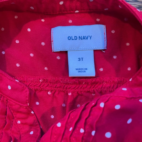 Old Navy Red Polka Dot Top - Picture 5 of 10